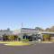 Days Inn by Wyndham Hinesville Near Fort Stewart, Newly Renovated, Free Hot Breakfast, Restaurant and Bar