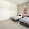 Phaedrus Living Ledras Residences 202