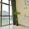 Studio Lake View at Palazio Mount Austin IKEA Aeon Free Netflix by GDRAGON HomeStay