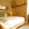 Breathtaking Harbourside Views With Parking at Harbour Strand