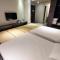 Kiwi Express Hotel-Taichung Station II