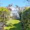 Broyle House, Chichester