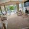 Luxury lodge lyons robin hood