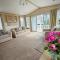 Luxury lodge lyons robin hood