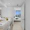 High-Floor with Stunning Views-Luxury Condo - Pools