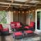 Zin Live Oak Living