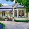 Mirrabella Blue Mountains Boutique Getaway