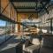 3 deptos en el mismo lugar: Penthouse con doble altura y magnífica arquitectura, Loft con cocina integral y Departamento en planta baja con patio.