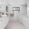 Wonderful William - Charming Home close to CBD