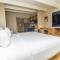 Ramada by Wyndham Davenport Orlando South