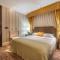 WISDOM Boutique Hotel Near the National Birds Nest National ConventionCentre and Olympic Forest Park Just a 5-minute walk from Line 15s Anli Lu Subway Easy access tothe airport