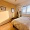 Healthy vacation with sea view, pool, 2 double beds