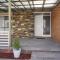 Renovated Three Bedroom House in Prime Werribee Location Renovated Three Bedroom House in Prime Werribee Location