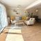 Apartment with Swimming Pool