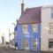 Jersey Cottage - Charming Coastal Getaway