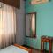 Casa amplia luminosa, con patio y juegos para niños