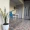 Casa amplia luminosa, con patio y juegos para niños