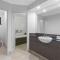 Trinity Beach Oasis - Poolside Retreat and Serenity
