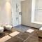 DIOM Luxe Hostel - Next to AUH & Yas Island