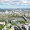 Stylish Riverfront 2Bed Apt with Pool at QWR