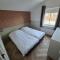 Große Familienvilla mit privat innen Jacuzzi & Sauna