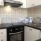 Stylish 1BR Apt With Pool - Near Mall, Restaurants & Shops