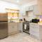 Spacious 2 Bedroom Unit with Concierge