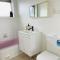 D142 Sunshine Designed Living