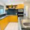 D142 Sunshine Designed Living