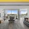 Bright 2BR Pad with Scenic City-View, Gym & Pool