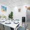 Berloga Capsule Hotel JBR