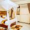 2 Bed - Sleeps 4 - Parking - Free Airport Shuttle