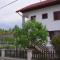 Apartment Tomy