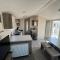 3 Bedroom Modern Caravan Sleeps up to 8