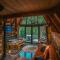 Waterfall suit bungalov