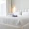 Chic Studio in Oxford Terraces with Pool & Gym