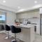 KozyGuru / Blacktown / 3 Bedroom APT / NBL005