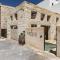Amalen Suites Adults Only