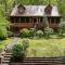The Mountain Forager Cabin, Bryson City NC