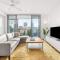 Central luminous 2 beds with balcony & aircon