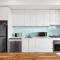 Central charming 2 beds with balcony & aircon