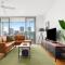 Central charming 2 beds with balcony & aircon