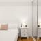 Central, modern 1 bedroom with air-con & balcony