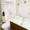 Apart Hotel Petit Palace Suites
