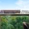 CBD sydeney 3Br with pool & gym with city view