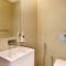 Livbnb - Upgraded 2BR, Near Shopping & Dining Hubs