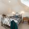 The Old School Romantic Stay for 2 Adelaide Hills
