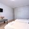 Runway Rooms
