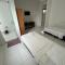 Shalom Flat Hotel