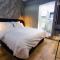 The Bubbles - Jacuzzi Rooms Tirana